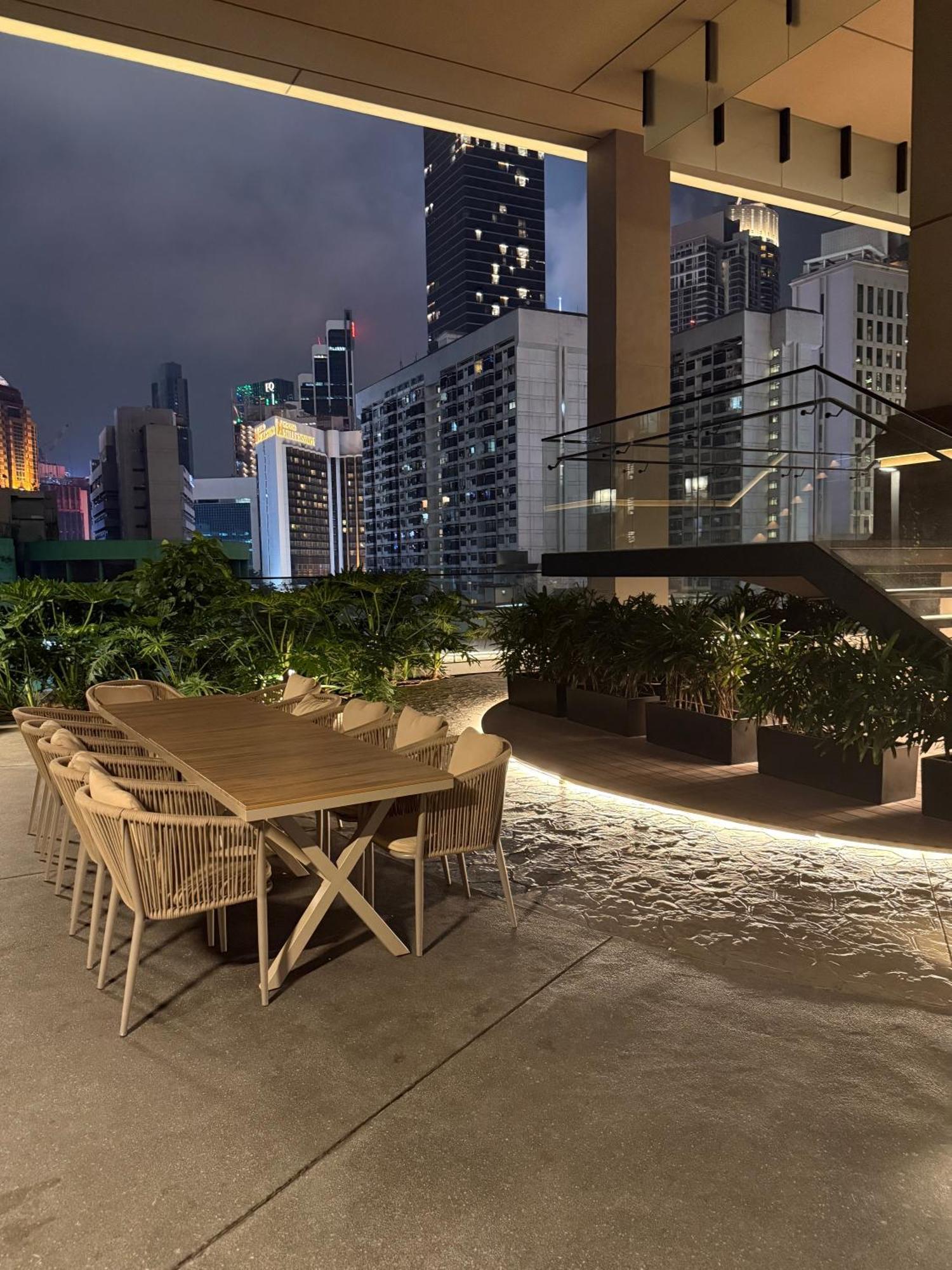 Axon Bukit Bintang At *